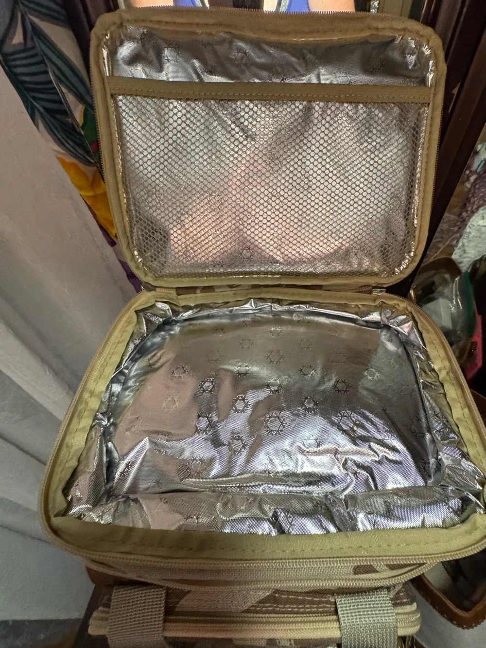 Bagneer Desert Camo Thermal Lunch Box Organizer